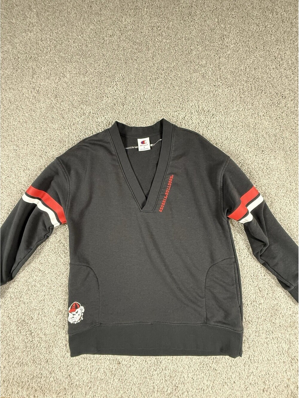 NWOT Champion Georga Bulldogs Sweatshirt Women’s Size S Oversized Black V Neck